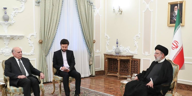 وزیر خارجه عراق با رئیسی دیدار و گفت‌وگو کرد